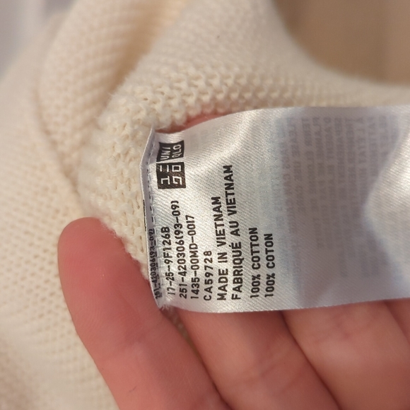 EUC Uniqlo 3D Knit Cotton LS Boat Neck Sweater (M) - Picture 4 of 4